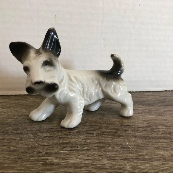 Vintage Ceramic Scottish  Terrier Decor - Picture 1 of 11